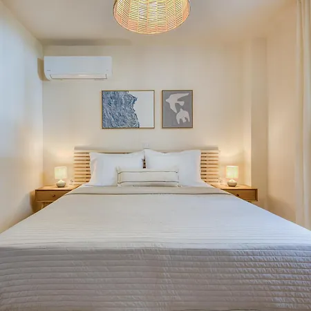 Appartement Bellu - Govino Bay 2br Maisonette With Common Pool