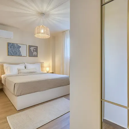 Bellu - Govino Bay 2br Maisonette With Common Pool *