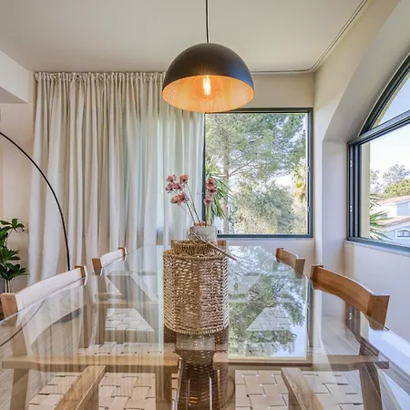 Bellu - Govino Bay 2br Maisonette With Common Pool Appartamento